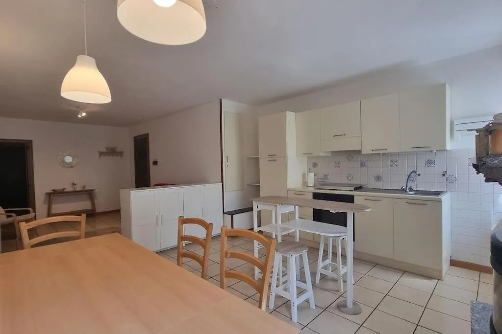 Casa Vacanze Boletus Sul Lago Apartment Claino