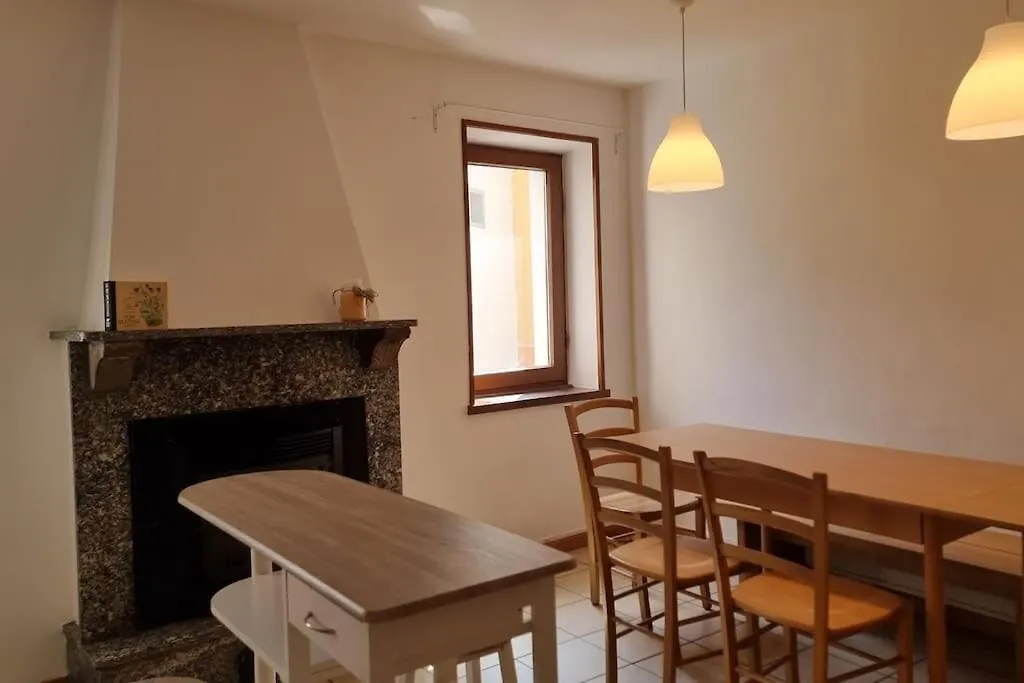 شقة Casa Vacanze Boletus Sul Lago Claino