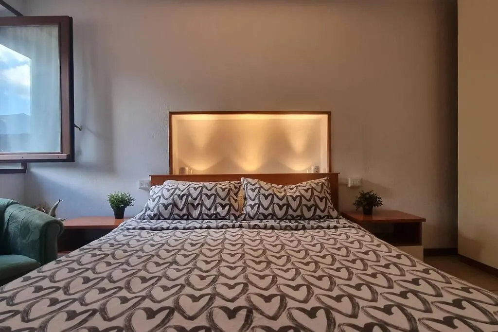 Casa Vacanze Boletus Sul Lago Apartment Claino