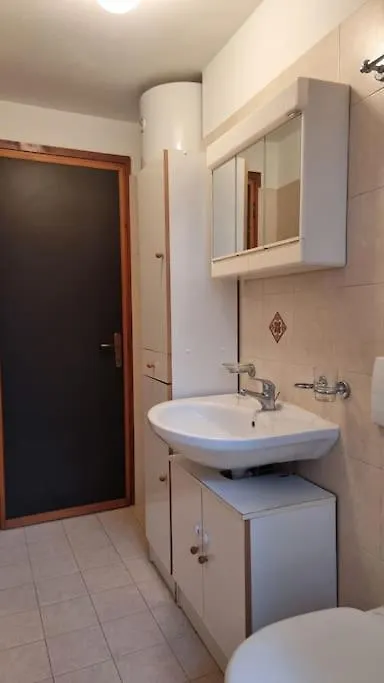 Casa Vacanze Boletus Sul Lago Apartment Claino