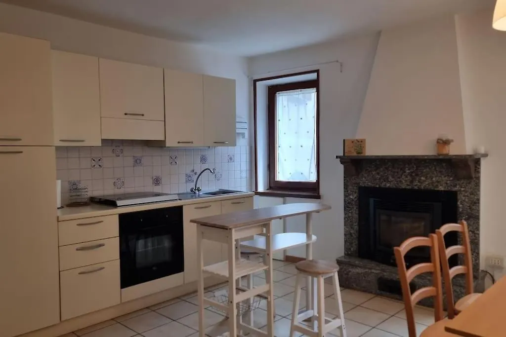 Casa Vacanze Boletus Sul Lago Apartment Claino