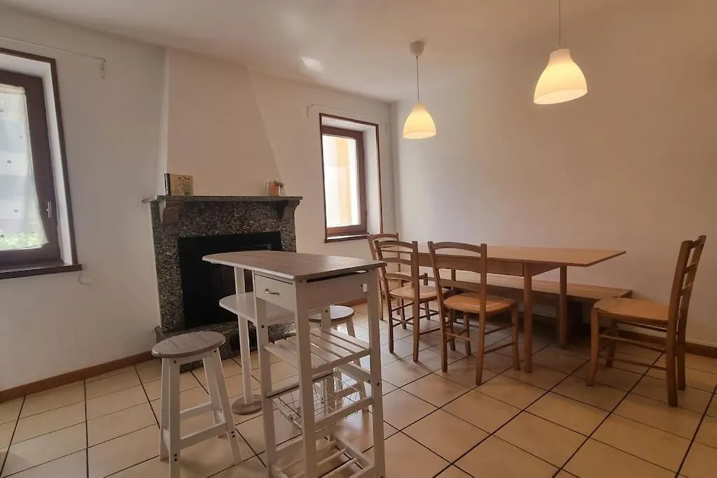 Casa Vacanze Boletus Sul Lago Apartment Claino 0*,